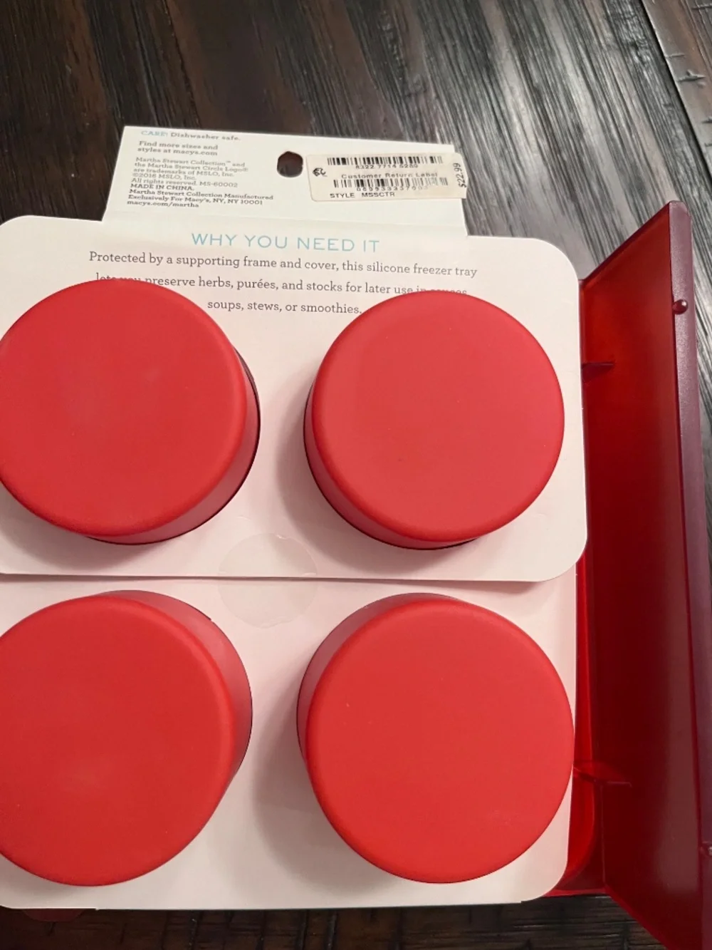 NIB Martha Stewart Everyday 4-Cube Silicone Freezer Tray